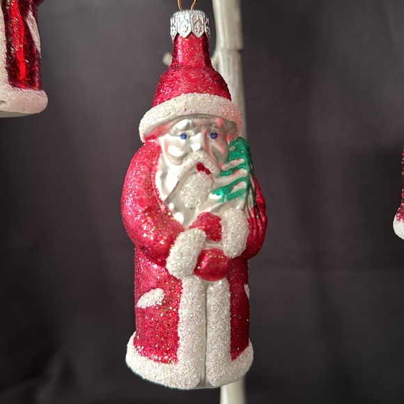 VINTAGE HAND BLOWN & PAINTED POLISH MERCURY GLASS SANTA
CHRISTMAS ORNAMENTS - Picture 3 of 5